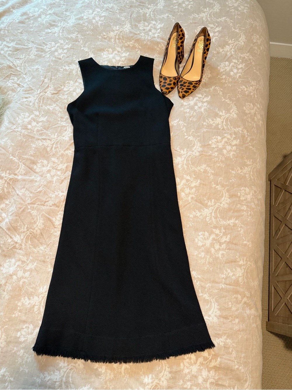 Theory Black Textured Sleeveless Midi Dress, Size 10